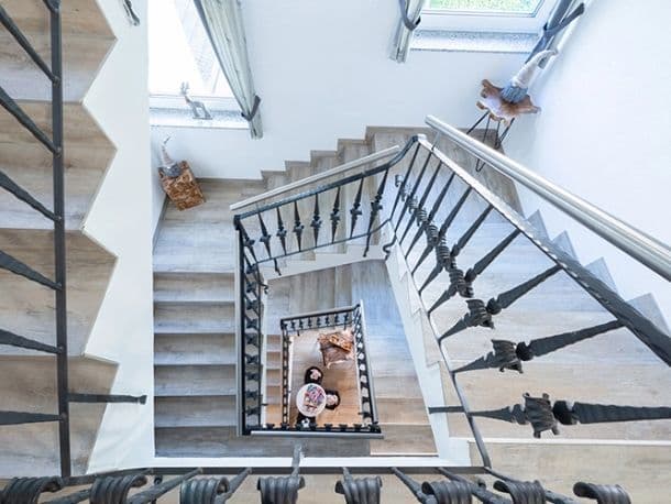 Treppenhaus im Apartmenthaus Mooshof in Neustift